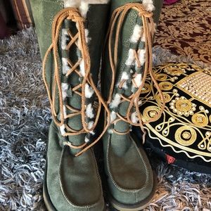 UGG GREEN BOOTS